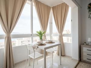 VIS112 - Central Studio with AC and Lift - 5 min Walk to the Pedestrian Centre