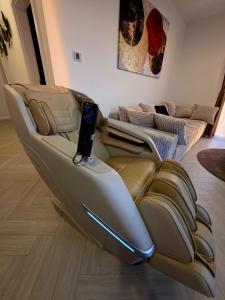 Premium Massage Apartment, Self-check-in & Parking