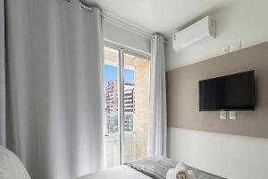 Apto. em Cond. c Piscina e Vista Cid. PAB0506