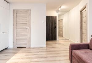 NGA Opacka Apartment 21