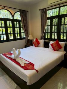 Family Home 3 Bedroom near Nai Harn Beach & Lake