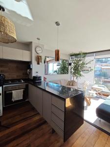 Moderno Apartamento Dúplex Cerro Alegre PARKING