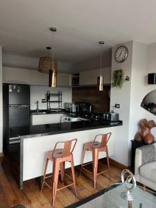 Moderno Apartamento Dúplex Cerro Alegre PARKING
