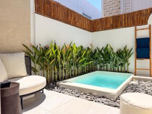 Stylish 1BR Loft Villa Del Sol with private Pool near Uluwatu -Bali