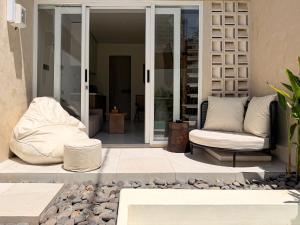 Stylish 1BR Loft Villa Del Sol with private Pool near Uluwatu -Bali