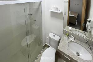 Apto. em Cond. c Piscina e Vista Cid. GRL0801