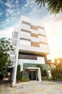 Hotel Lapira - Cabugao