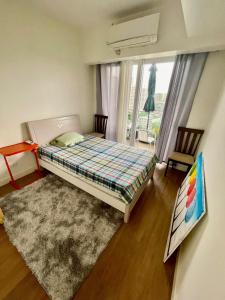 Executive Condo near Okada Bay View