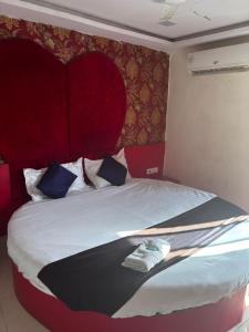 HOTEL Sarovar