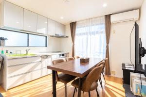 14 minutes to Shinjuku Station on a single train!9-minute walk to Kamikitazawa Station -Kamikitazawa House-