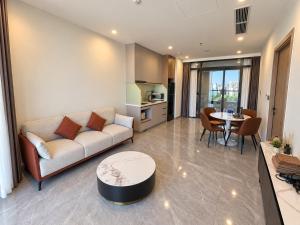 The Luxury homestay Hạ Long by Phương