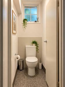 Santa Monica Apartment