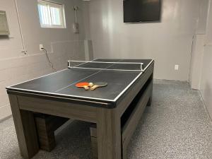 Quiet Victorian 2BR • Ping Pong Room • Free Parking • WD