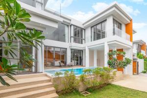 Exclusivity! 4 BR Villa Alisa 8 with Private Pool near Bangtao Beach
