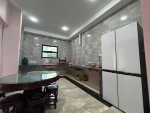 Entire House Available BBQ,Canoe,KTV, Up to 15 Pax