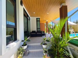 Octopus Villa - 3BR Private Pool - Center of Koh Phangan
