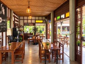 Cocoa Hut
