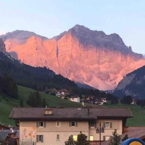 Snow Valley Chalet