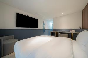 Brown Dot Hotel Yeoksam