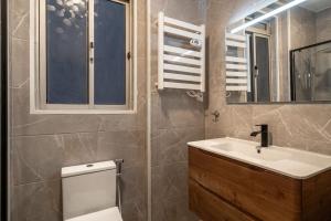 Cozy Double Room in Central Lisbon