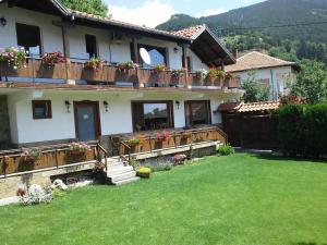 3 star pension Къща за гости РОСАНА Tvŭrditsa Bulgarije
