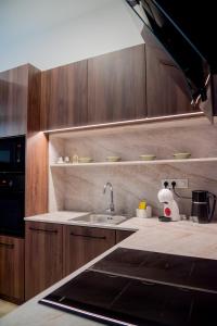 Naiti DeLuxe Cassovar Apartment with aircon and terrace