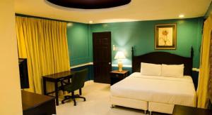 Dreamwave Resort Laguna