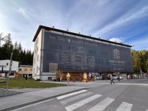Turistická ubytovňa Štrbské Pleso - Parking
