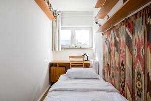 Wola Ratusz Standard Apartment by BookingHost