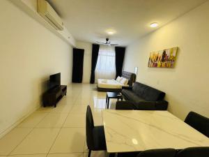 Chambers Service Suites At KLCC