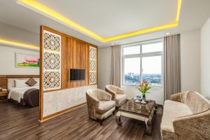 Central Phú Hưng Hotel