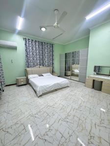 Next-lane house Spacious 5BR near the Airport