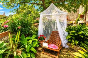 Charming Renovated Istrian Stone House LUCA with a Beautiful Garden