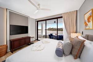 Angsana Oceanview 2BR with Private Pool & Lake View