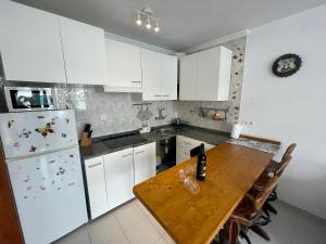 Casita Maral 2-Min Walk to Beach, Private Balcony & Garden Terrace in Puerto del Carmen