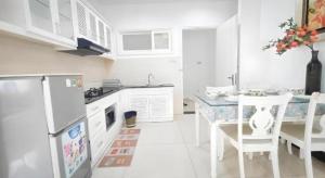 Queen Central Apartment-Hotel