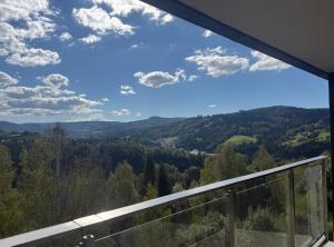 Bukowa Apartment with Parking and Mountain View in Wisła by Noclegi Renters