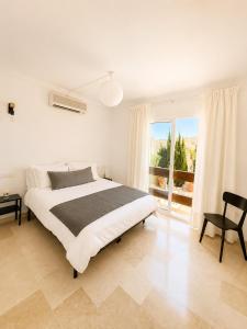 4 Bed Dream Villa with Pool & Panoramic Views