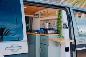 Camper Black