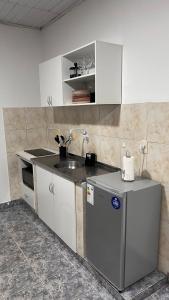 Departamento Sobre Avenida San Jose