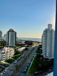 Depto 3 dormitorios con vista al mar en Playa Brava by Lofty