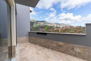 Dream Home with Ocean View, Air-Conditioning, and Parking