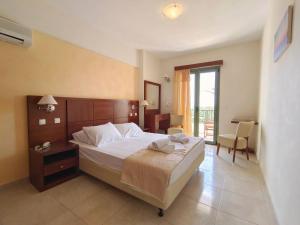 Alex Luxury Apartments & Studios