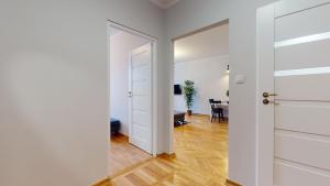 NiceOne Apartment Number 42 - W samym centrum!