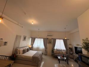 Rubia cozy little haven a deluxe studio