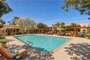 Modern Tempe 1BR Retreat Near ASU & Downtown