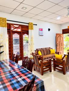 Aken House
