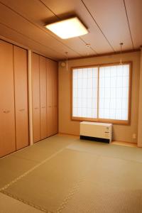 Otaru Saka House