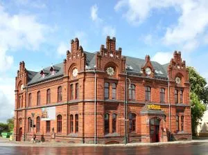 普天沃尔加斯特旅舍 - 斯维诺乌伊希切