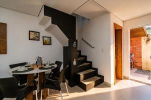 Casa com Churrasqueira a 290 metros da Roddertown